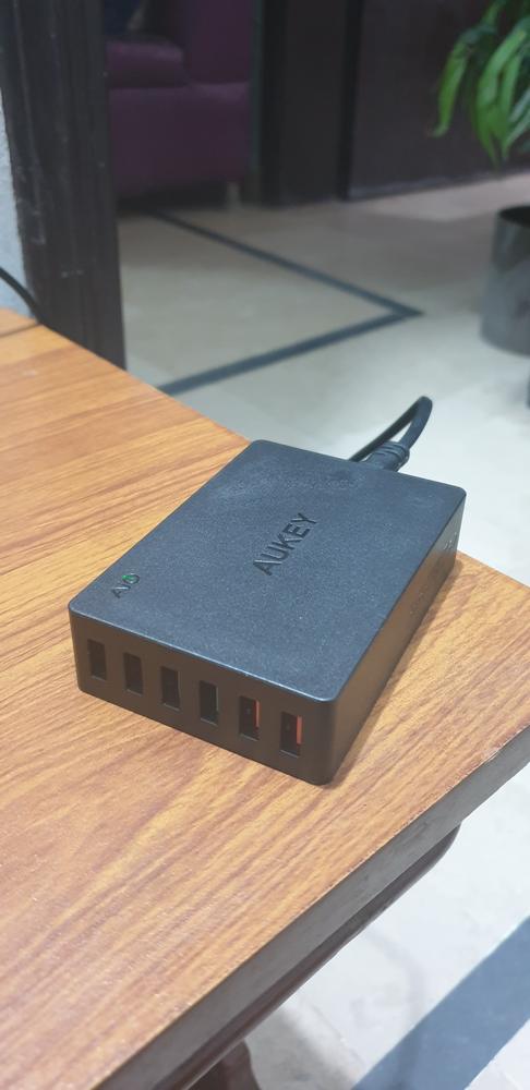 AUKEY Quick Charge 3.0 60W USB Charger with 6-Port USB Charging Station - PA-T11 - Customer Photo From Hashim Shakoor