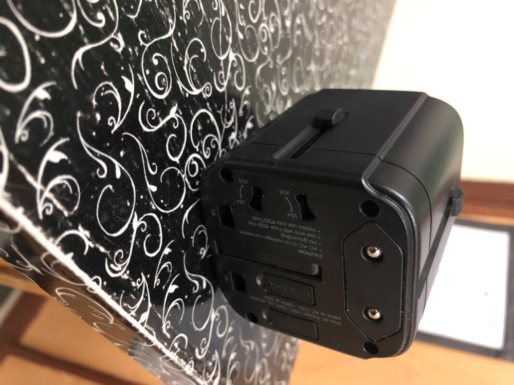 Aukey Universal Travel Adapter With USB-C and USB-A Ports - PA-TA01 - Black - Customer Photo From Radia Sheikh