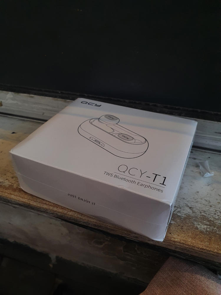 T1C Upgraded True Wireless Earbuds Bluetooth 5.0 by QCY - Black - Customer Photo From Sheikh saad