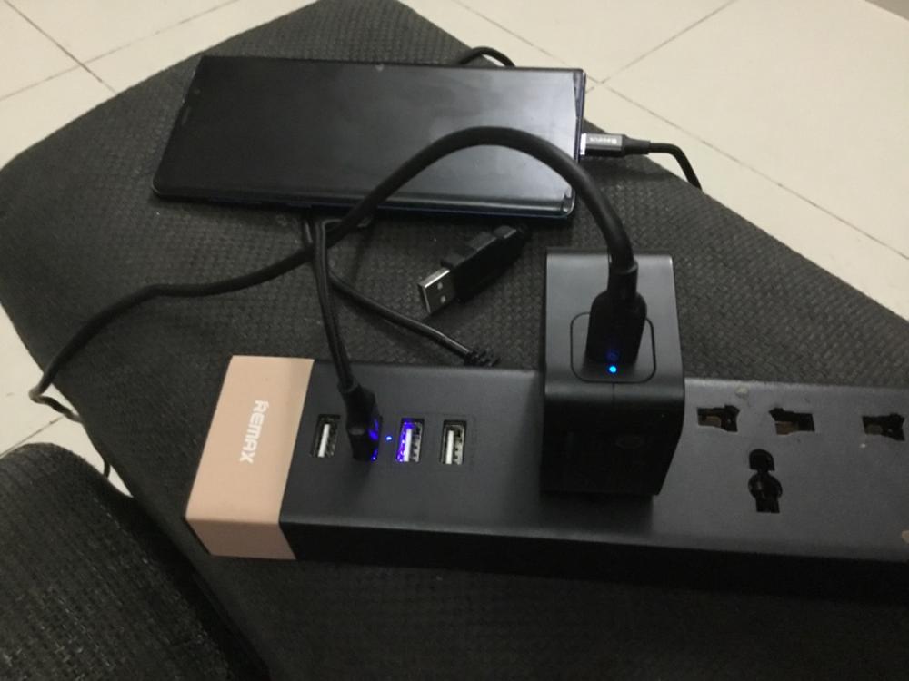 Type C to Lightning Cable by RavPower MFi Certified for Fast Wired Charging - 6 Feet - 2 meter - Black - RP-CB054 - Customer Photo From Mohsin Dar