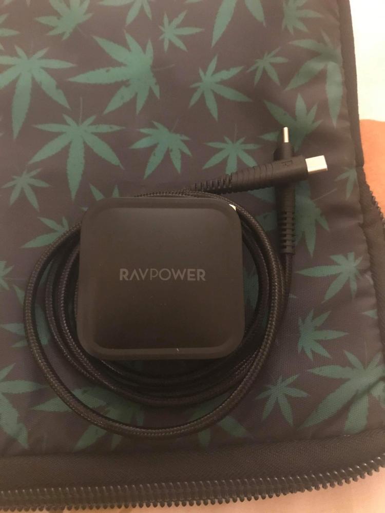 RAVPower 61W Wall Charger PD 3.0 [GaN Tech] Fast Charging Power Delivery for Macbooks, Laptops & iPhones - RP-PC112 - Customer Photo From Rameez Khan