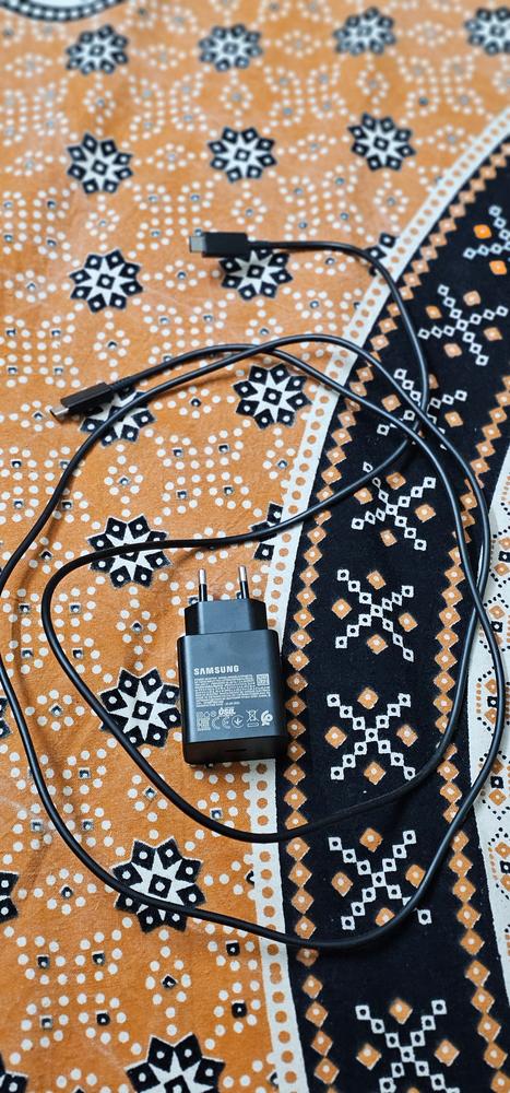 45W Charger Samsung with Power Delivery 3.0 PPS Tech for Samsung S22 Series, S21 Series & Note 20 Series - EU Plug with 1 USB C to USB C Cable - Black - Customer Photo From Muhammad Hamza