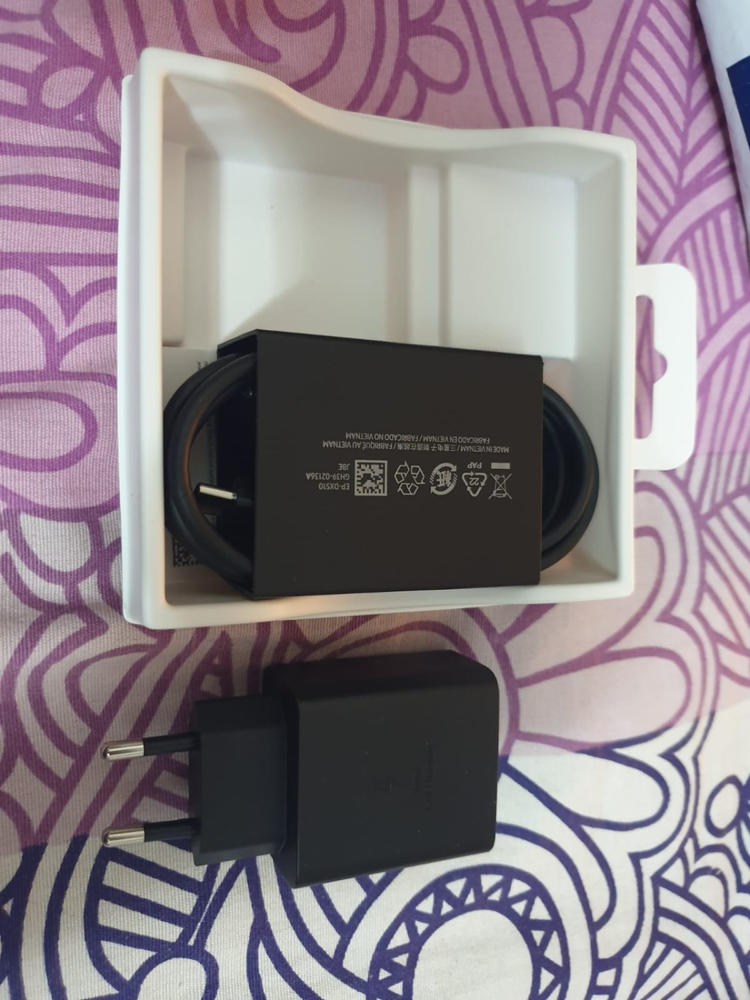 45W Charger Samsung with Power Delivery 3.0 PPS Tech for Samsung S22 Series, S21 Series & Note 20 Series - EU Plug with 1 USB C to USB C Cable - Customer Photo From Muhammad Haris