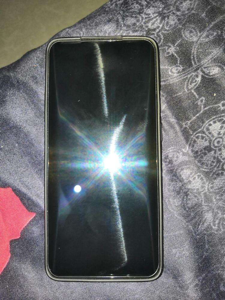 OnePlus 7T Pro / OnePlus 7 Pro UV Glass Protector with UV Light by Mocolo - Customer Photo From Muhammad Afzal