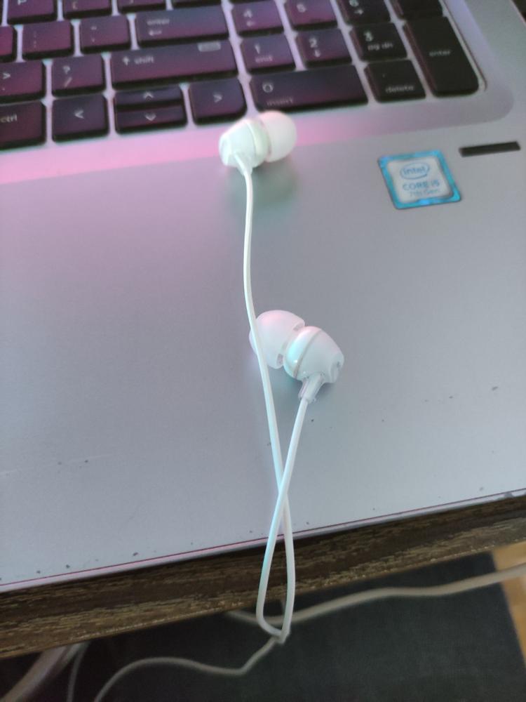 Sony MDR-EX15AP In-Ear Earbud Headphones with Mic - White - Customer Photo From Umair Yasir