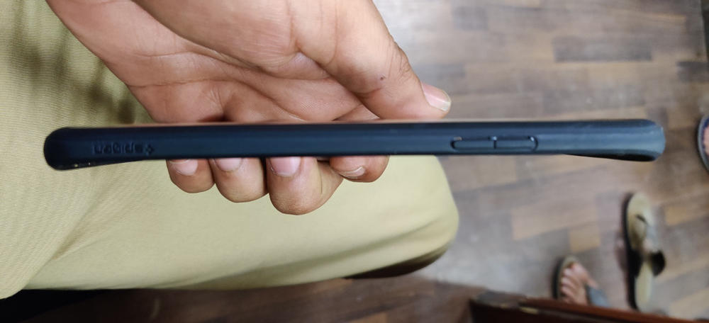 OnePlus 7T Pro Ultra Hybrid Spigen ACS00314 Matte Black - Customer Photo From Shoaib Khan