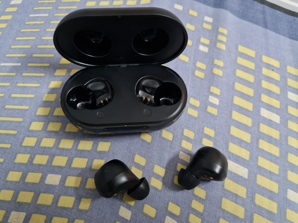 MPOW M12 in-Ear Bluetooth 5.0 Earbuds with Wireless Charging Case, USB-C Charging, Deep Bass & 25H Playtime - Black - Customer Photo From ZAKI MAHMOOD