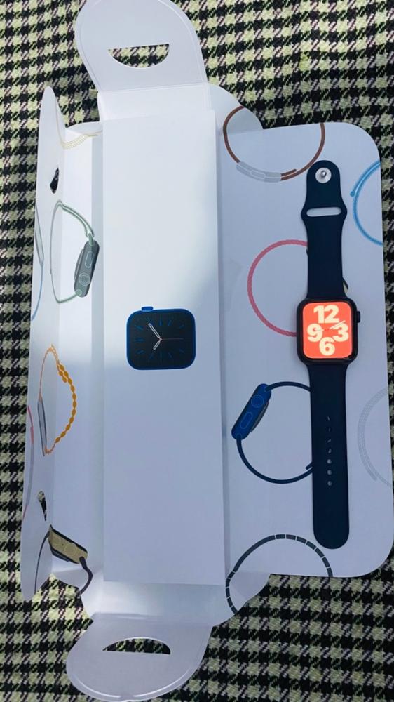 Apple Watch 6 - GPS, 44mm - Blue Aluminum Case with Deep Navy Sport Band - Customer Photo From Ahmad malik