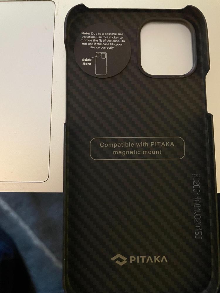 iPhone 12 Pro MagEZ Aramid Fiber Magnetic Case by PITAKA � Black / Grey Twill - Customer Photo From Amazon Reviews