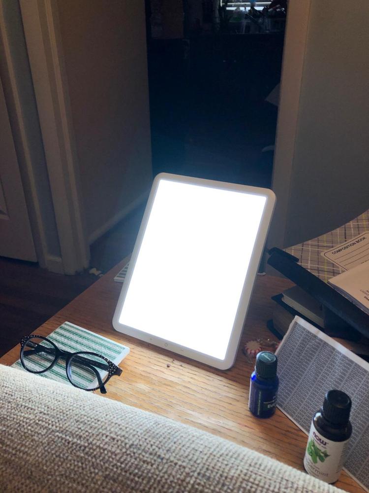 TaoTronics Light Therapy Lamp, Ultra-Thin UV-Free 10000 Lux Therapy Light, Timer Function, Adjustable Brightness for a Happy Life � TT-CL016 - Customer Photo From Amazon Review