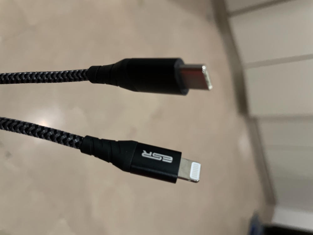 USB C to Lightning Cable MFi Certified Nylon Braided by ESR - 6 Feet - Black - Customer Photo From Sajid Faiz
