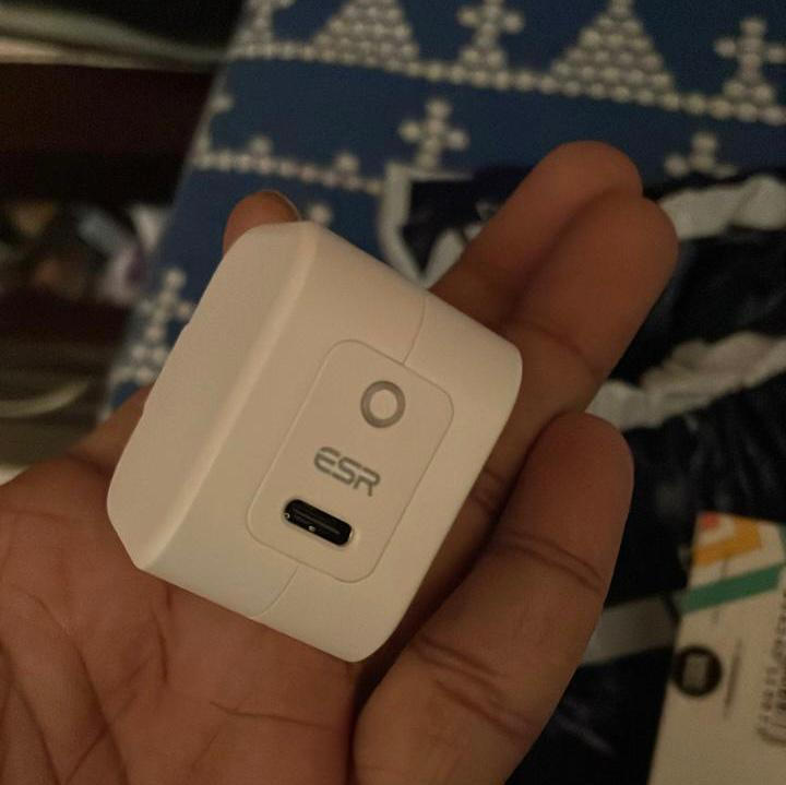 iPhone 13 / iPhone 12 20W Mini PD Charger Fast Charging Adapter by ESR - White - US Foldable Plug - Customer Photo From Palekar Bilal