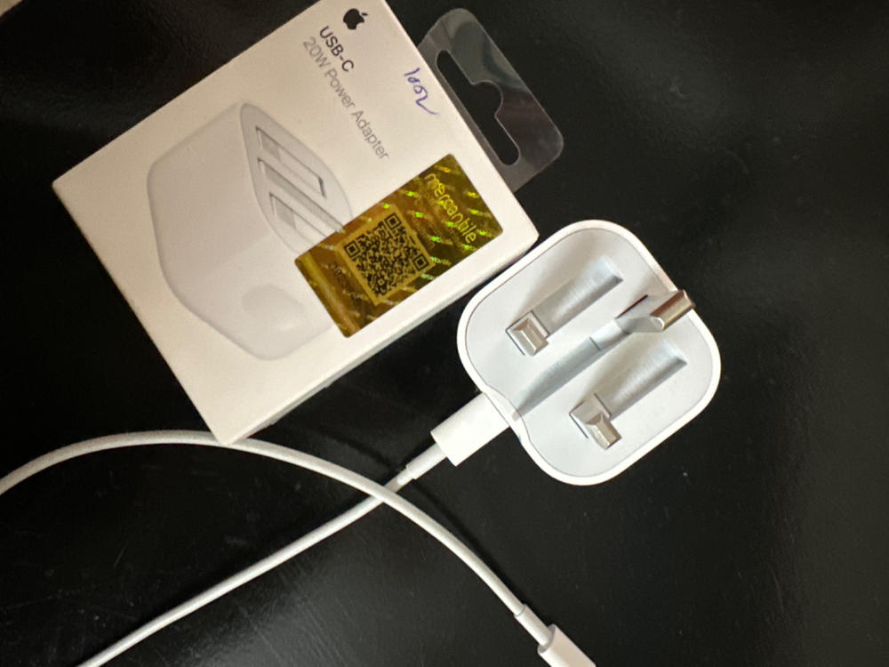 Apple 20W Wired Charging PD Charger for iPhone 12 / 12 Pro / 12 mini / 12 Pro Max - White - Customer Photo From Hadia Imtiaz