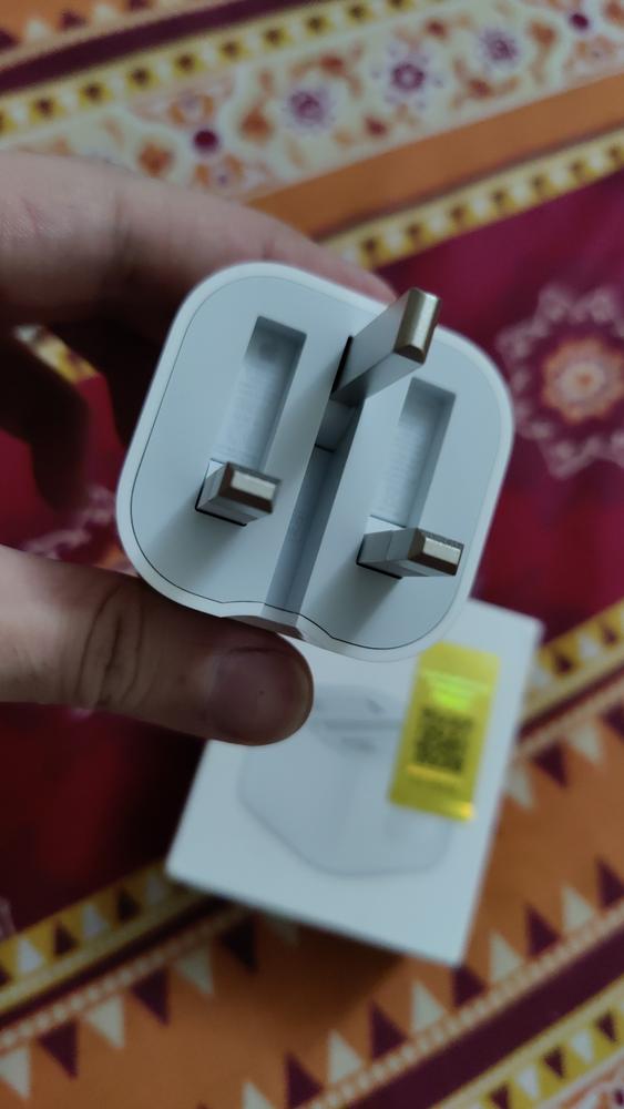Apple 20W Wired Charging PD Charger for iPhone 12 / 12 Pro / 12 mini / 12 Pro Max - White - Customer Photo From Hamza Ahmed 