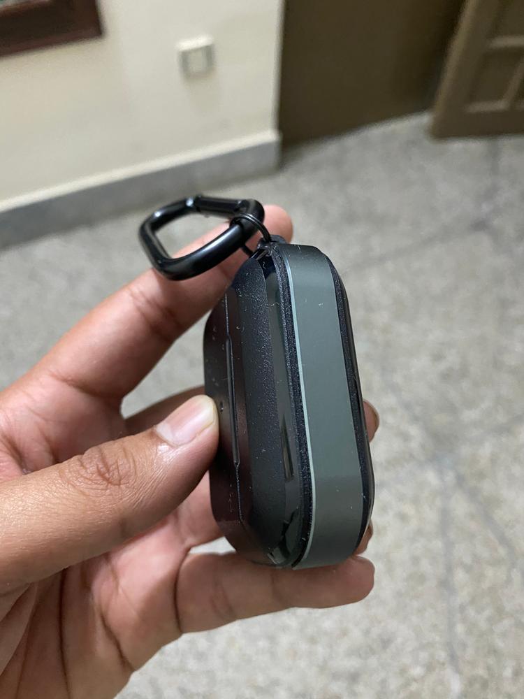 Raptic Trek Series, Apple AirPods Pro Case - Anodized Aluminum, TPU, and Polycarbonate Protective Case - Black - Customer Photo From Muhammad Danish 