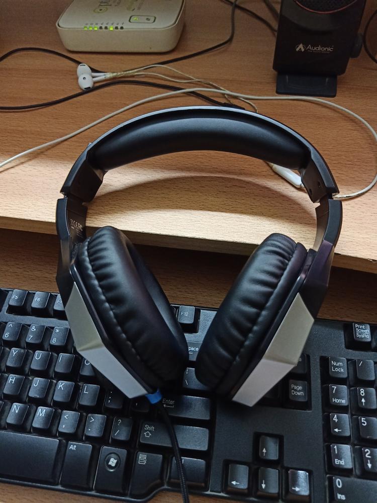 Mpow EG10 Gaming Headset for PS5, PS4, PC, Xbox One,Switch - 7.1 Surround Sound Headset with Microphone,Noise Cancelling,LED Light,Soft Earmuffs,Gaming Headphone with Microphone - Blue - Customer Photo From Muhammad Awais Khalid