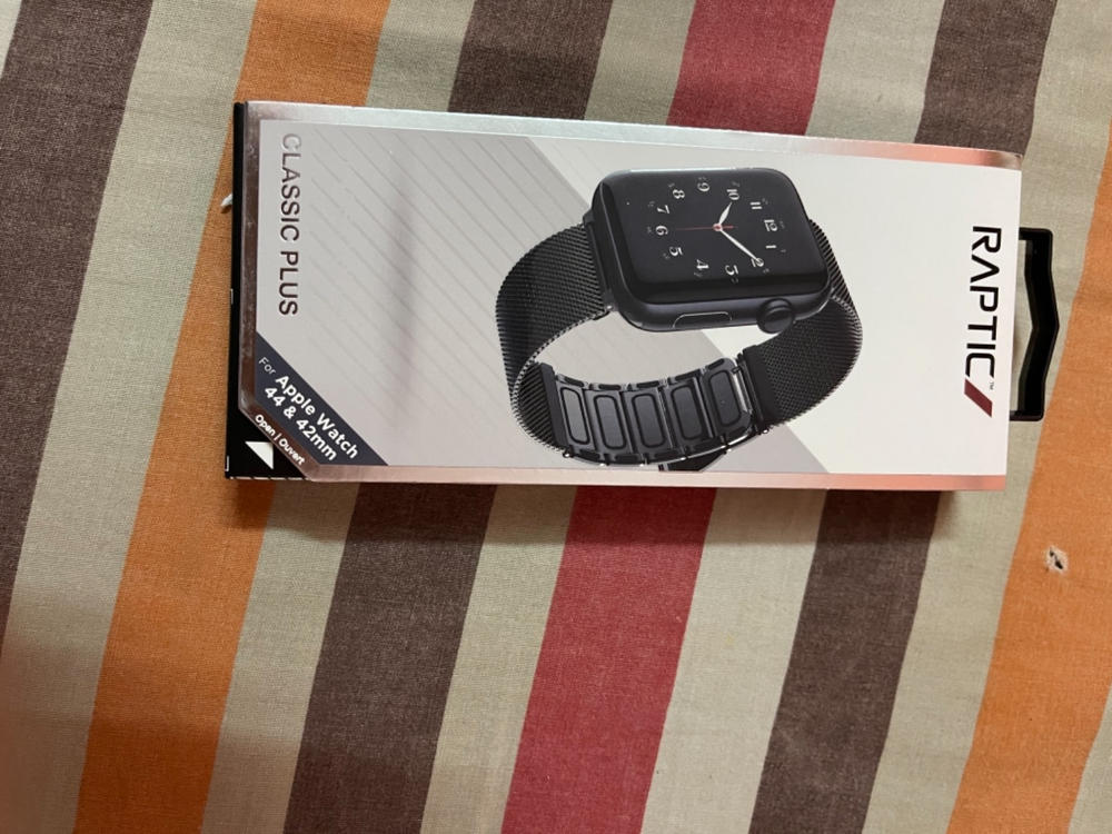 Raptic Classic Plus Band made with Real Stainless Steel for Apple Watch Models 6/SE/5/4/3/2/1 44 mm / 42 mm - Black - Customer Photo From Arif Hasan