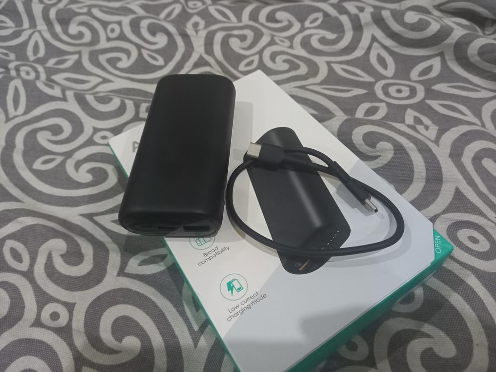 AUKEY Sprint Go mini Portable Charger 10000mAh, USB C Power Bank with 18W PD & Quick Charge 3.0, Portable Phone Charger Compatible with iPhone 12/12 Pro/XS/XR, AirPods, Samsung and Google Pixel - RB-Y36 - Black - Customer Photo From Hamza Sarwar