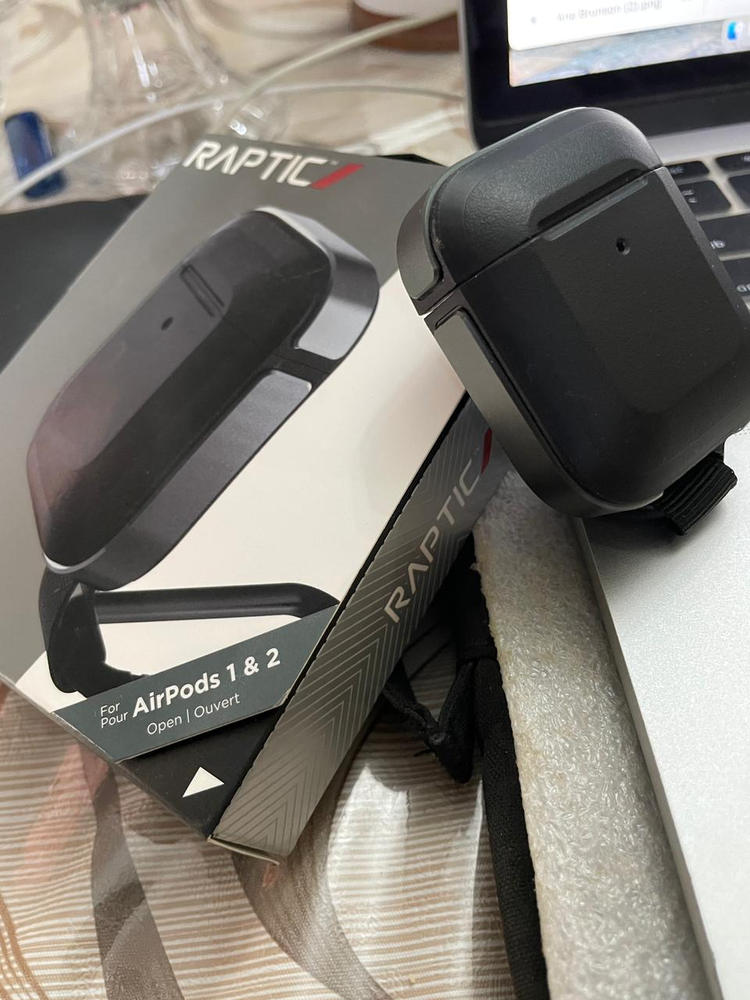 Raptic Trek Airpods 1 / 2 Case - Anodized Aluminum, TPU, and Polycarbonate Protective Case - Black - Customer Photo From Bilal Abbas