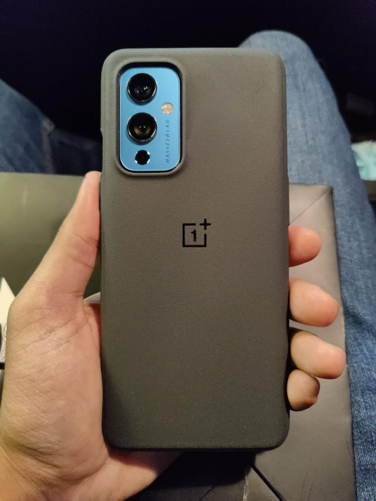 OnePlus 9 Sandstone Bumper Case Original by OnePlus - Customer Photo From Muhammad Mansoor Alam Chaudhry 