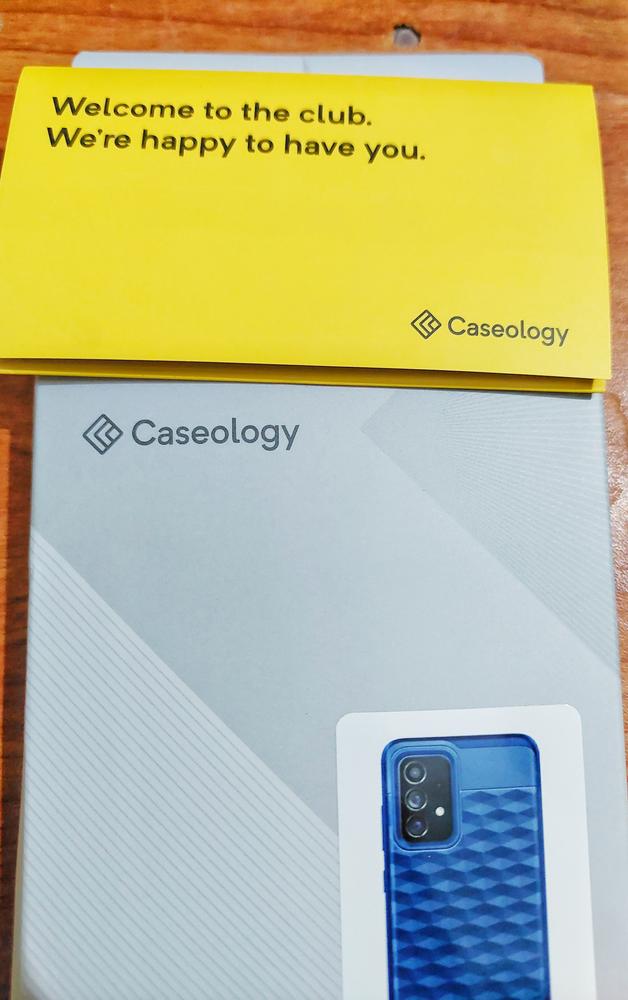 Galaxy A52s 5G / A52 Parallax Rugged Slim Case by Caseology - Deep Blue ACS02491 - Customer Photo From Sarmad
