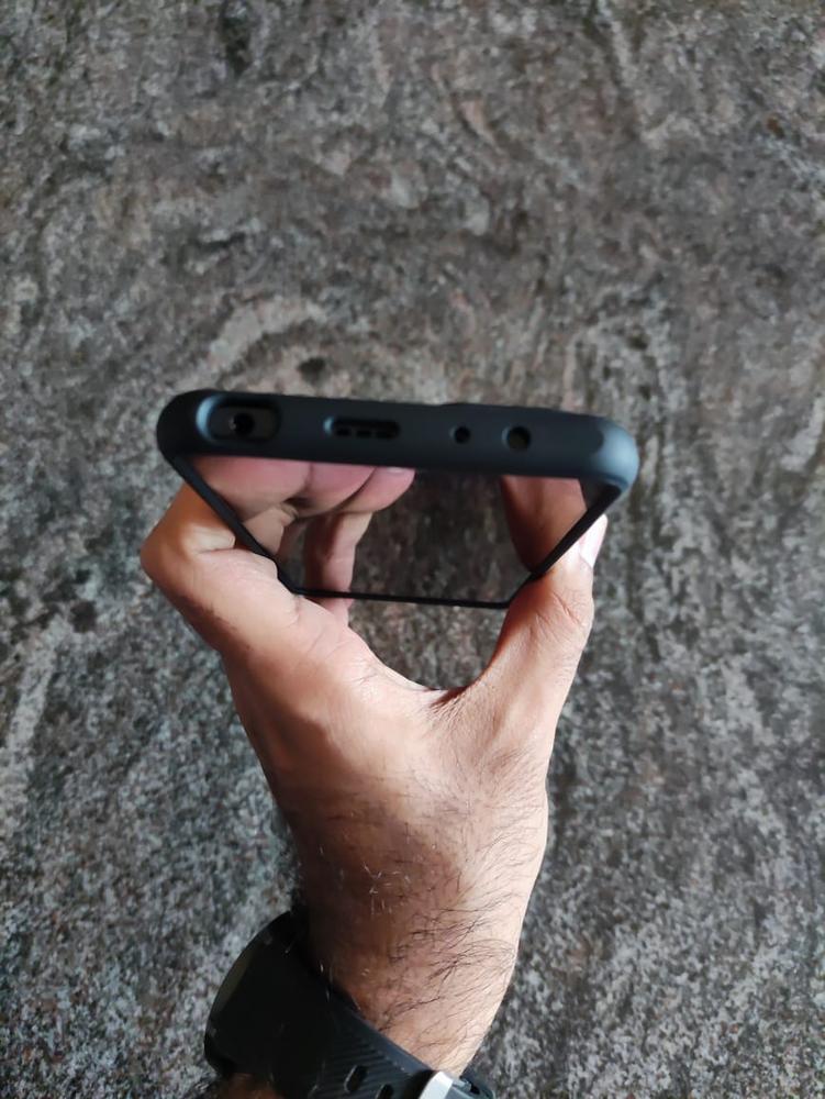 Redmi Note 10 Pro Rugged Armor Case by Spigen Matte Black ACS02844 - Customer Photo From Rehman