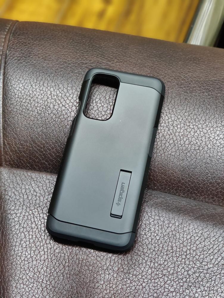 OnePlus 9 Case Tough Armor Black by Spigen ACS02686 - Customer Photo From Zeeshan 