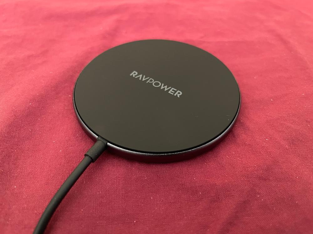 Ravpower Magnetic Wireless Charger 15W with Charging Adapter 20W Included for iPhone 12 & other phones RP-WC012 – Black - Customer Photo From Amazon Reviews