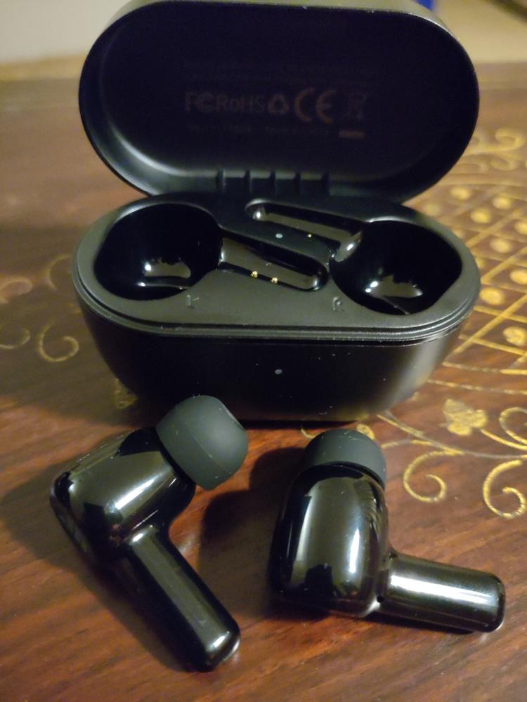 Tronsmart Apollo Air Plus with In Ear Detection, Wireless Charging, TrueWireless™ Stereo Plus Hybrid ANC Earbuds with Bluetooth 5.2, Asynchronous Transmission, 35dB full frequency ANC - Black - Customer Photo From Mohsin Hassan