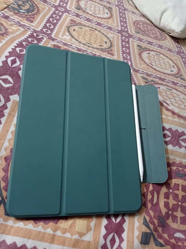 iPad 11 Pro 2021 Rebound Magnetic Smart Case Convenient Magnetic Attachment Supports Pencil Pairing & Charging - Forest Green also iPad Pro 11 2020 & 2018 - Customer Photo From Ajaz Ahmed