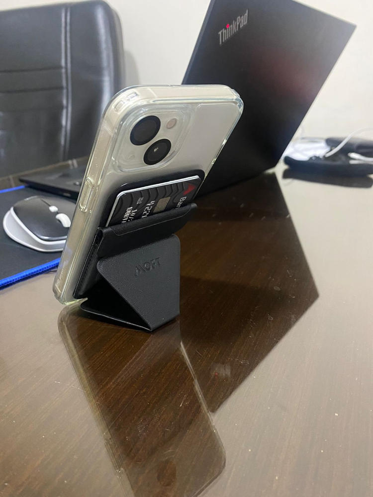 MOFT Snap on Phone Stand & Wallet - MagSafe Compatible - MS007M - Black - Customer Photo From Murtaza Imran