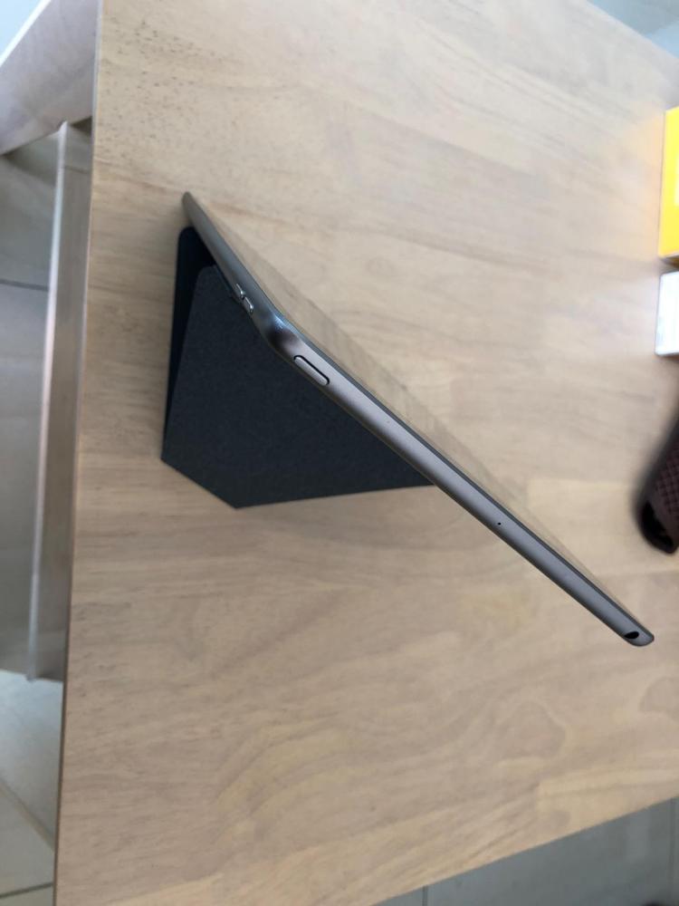 MOFT X Stick On Tablet Stand – MS009 – Black - Customer Photo From Amazon Reviews