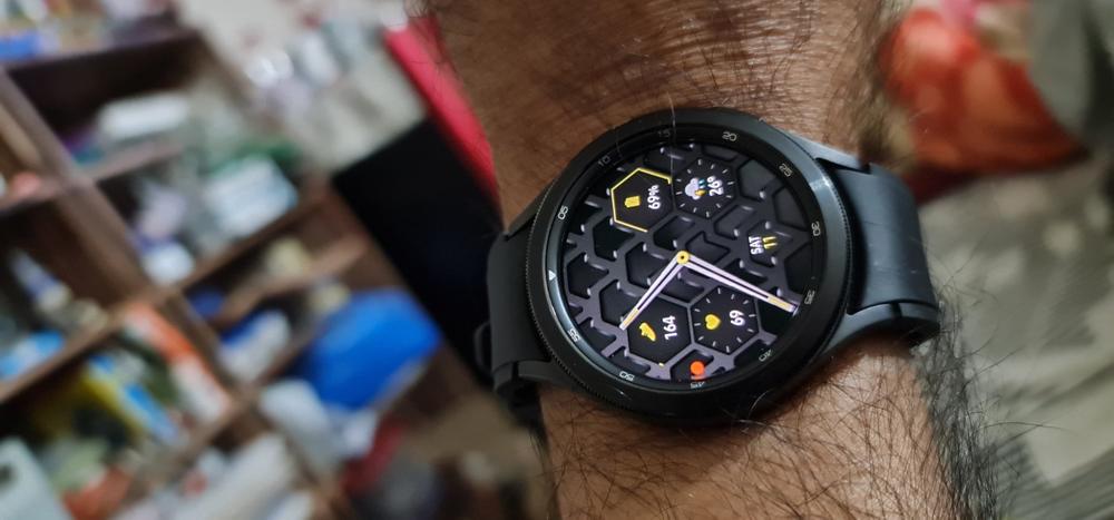 SAMSUNG Galaxy Watch 4 Classic 46mm Smartwatch with Health Fitness Running Sleep Cycles Bluetooth GPS Version - Black - R890 - Customer Photo From Khalid Rind