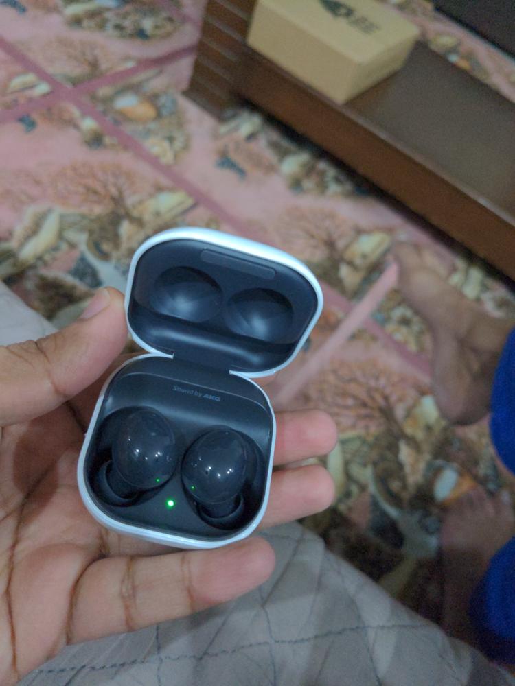 SAMSUNG Galaxy Buds 2 True Wireless Earbuds Noise Cancelling Ambient Sound Bluetooth Lightweight Comfort Fit Touch Control - Black Graphite - Customer Photo From Aitsam Ahad