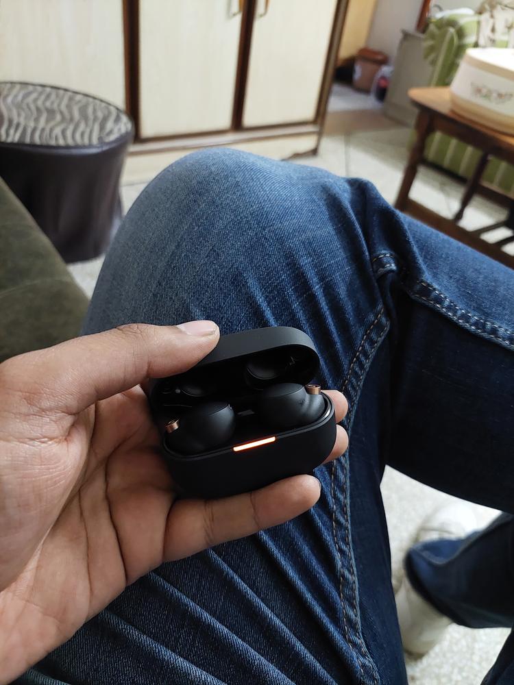 Sony WF-1000XM4 Industry Leading Noise Canceling Truly Wireless Earbud Headphones - Black - Customer Photo From Abdullah Gilani
