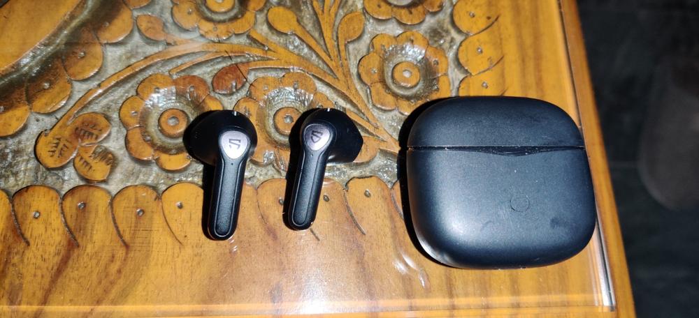 SoundPEATS True Air 3 Wireless Earbuds Mini Bluetooth V5.2 Earphones with Qualcomm QCC3040 and aptX-Adaptive, 4-Mic and CVC 8.0 Noise Cancellation, TrueWireless Mirroring Tech, in-Ear Detection, Game Mode - Customer Photo From Muhammad Uzair Natt