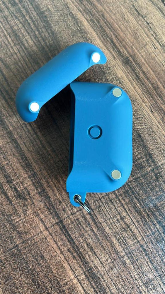 Airpods 3 MagSafe Halolock Soft Case by ESR  Silicone Case, Hybrid Protective Case with Carabiner, Wireless Charging MagSafe Compatible - Blue - Customer Photo From Sayeb Baig 