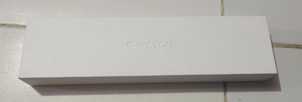 Apple Watch 7 - GPS, 45mm - Starlight Aluminum Case with Starlight Sport Band - Customer Photo From uzair iqbal