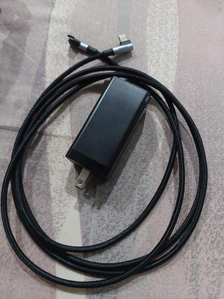 UGREEN USB-C to USB-C Cable USB Type C 100W Power Delivery 90 Degree PD Charging Cord - 6 Feet - Black - 70698 - Customer Photo From Asif Ahmed Memon