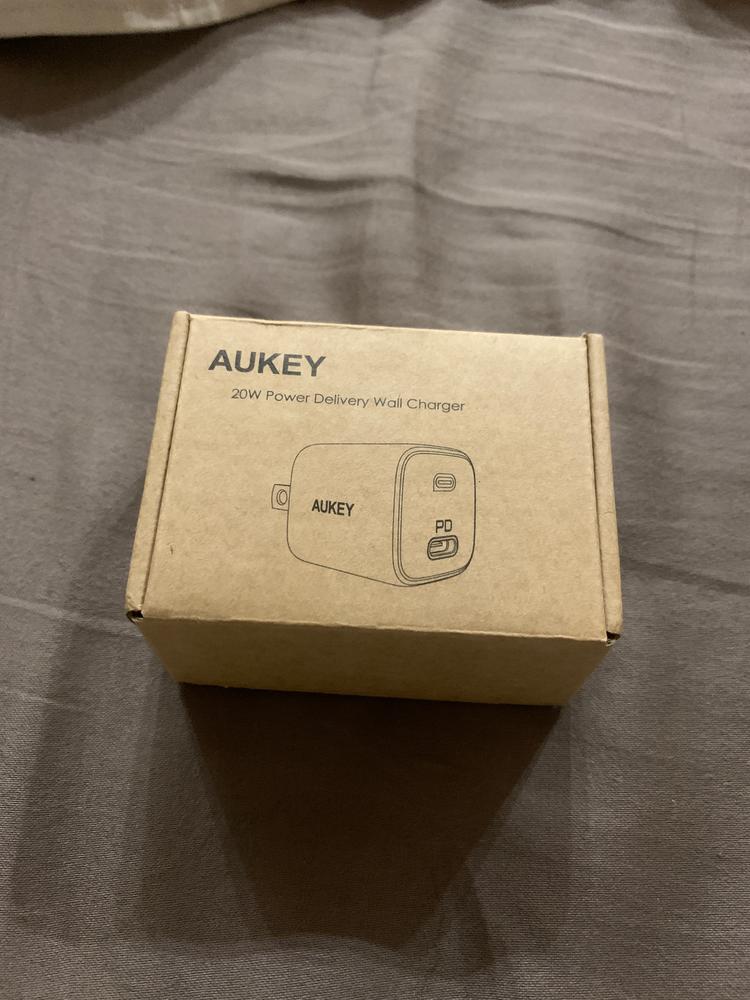 Aukey Minima 20W Ultra Compact Charger for iPhone 12, 12 Pro, 12 Pro Max & other PD Enabled Devices - White - PA-B1 - Customer Photo From Shayan