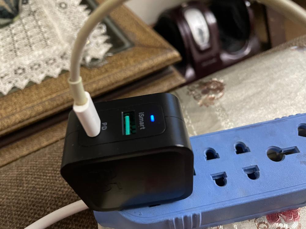 RAVpower PD Pioneer 65W GaN Tech USB C Wall Charger with USB C to USB C Cable - RP-PC133 - US Plug - Black - Customer Photo From Maryum Nazish