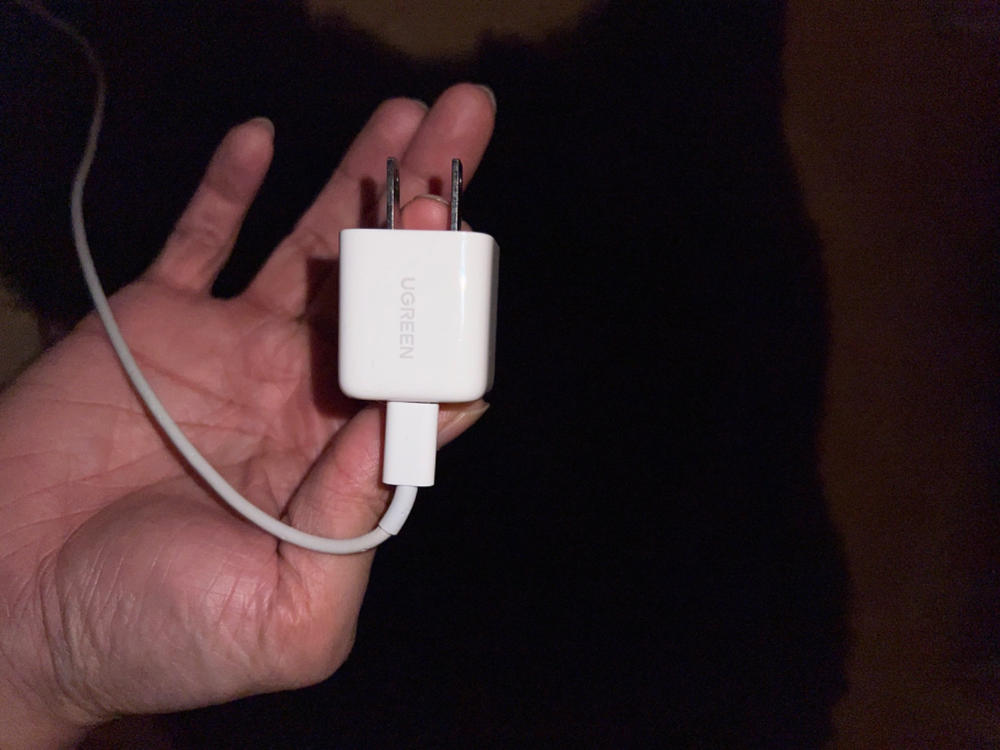 UGREEN Mini 20W USB C Charger - PD Fast Charger Block USB-C Power Adapter Compatible with iPhone 13/13 Mini/13 Pro/13 Pro Max & iPhone 12 Series - White - 10219 - Customer Photo From Umair Khan 