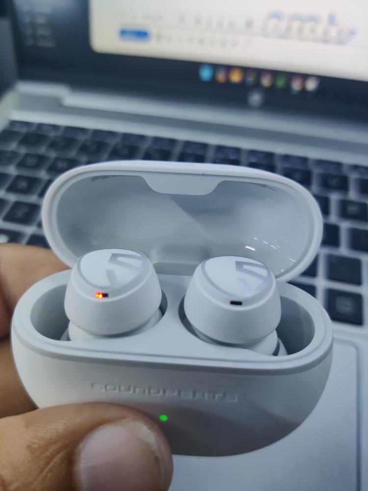SoundPEATS Mini Pro Hybrid Active Noise Cancelling Wireless Earbuds, Bluetooth 5.2 Headphones with ANC, QCC3040, aptX Adaptive - AMT - White - Customer Photo From Salman Akbar