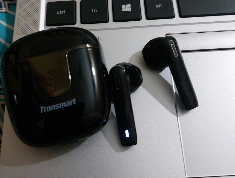 Tronsmart Onyx Ace Pro True Wireless Earphones with Cutting-edge Qualcomm® Chip, Qualcomm® aptX™ Adaptive codec, Crystal Clear Call, Up to 27 Hours of Playtime, Gaming Mode & One-key Recovery - Black - Customer Photo From Marij Murtaza 