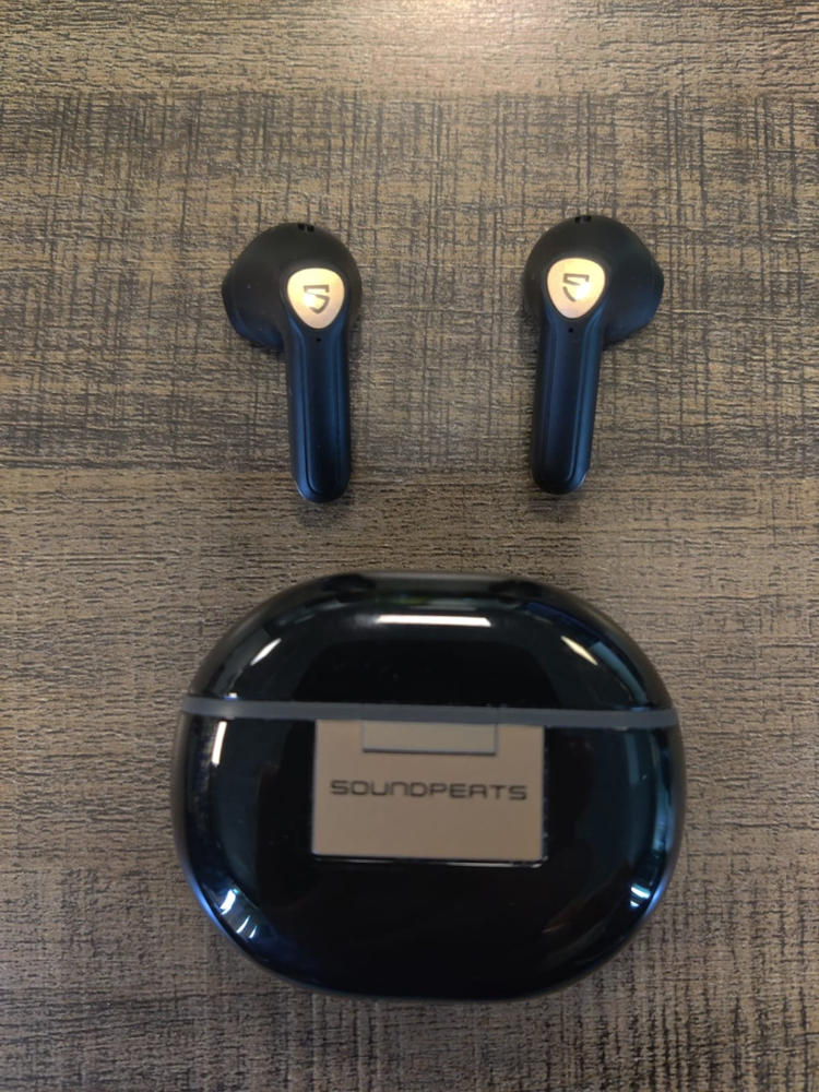 SoundPEATS Air3 Deluxe HS Bluetooth 5.2 Earphones Hi-Res Audio Wireless Earbuds with LDAC Codec, in-Ear Detection,App Support - AMT - Black - Customer Photo From Muhammad Moeed Ramzan 