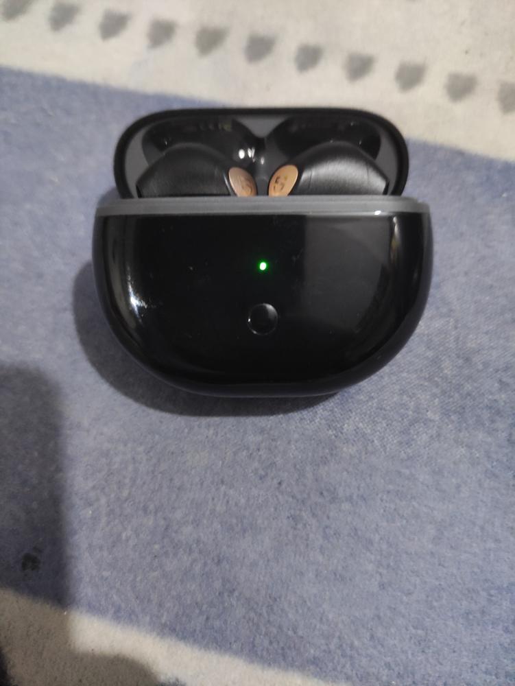 SoundPEATS Air3 Deluxe HS Bluetooth 5.2 Earphones Hi-Res Audio Wireless Earbuds with LDAC Codec, in-Ear Detection,App Support - AMT - Black - Customer Photo From Nobody