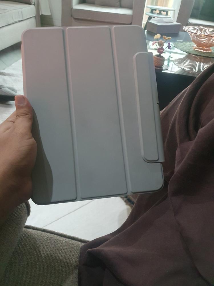 iPad Pro 11" 2022 / 2021 Rebound 360 Case ESR with Pencil Holder, Detachable Magnetic Cover, Vertical Stand - Silver Gray - BIS - Customer Photo From Muhammad Ahmed Saeed Saeed