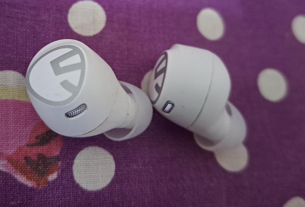 SoundPEATS Free2 classic Wireless Earbuds Bluetooth V5.1 Headphones with 30Hrs Playtime in-Ear Wireless Earphones with Immersive Stereo Sound - AMT - White - Customer Photo From Daniyal Nasir
