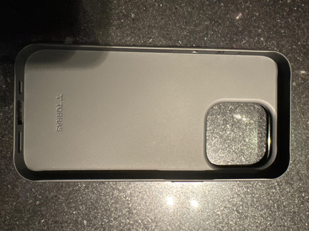 iPhone 15 Pro Torras OriginFit Series Thin Case - Black - Customer Photo From Saad Kamran