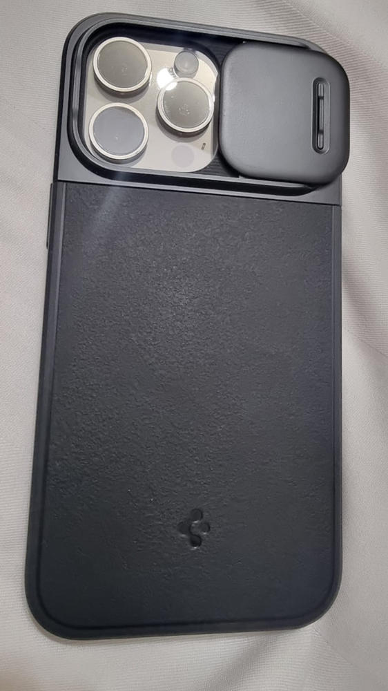 Apple iPhone 15 Pro Max Optik Armor MagFit Case by Spigen - ACS06599 - Black - Customer Photo From MUHAMMAD ALI RAZA Shaheen